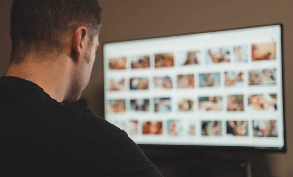 Struggling with sexual addiction or a pornography addiction? Porn addiction therapy is available.
